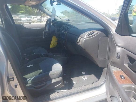 2005 Ford Taurus SEL with VIN 1FAFP56U55A294273, listed as a IAAI auction lot 42014341 with 83,800 mi miles. Bid and sale history available at carsss.com. Image 5.