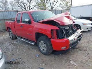 2011 Chevrolet Silverado 1500 LT with VIN 1GCRCSE06BZ301714, listed as a IAAI auction lot 41846876 with 101,628 mi miles and . Bid and sale history available at DreamBid. Image 1.