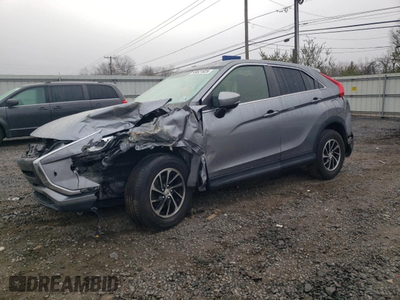 2020 Mitsubishi Eclipse Cross ES z VIN JA4AS3AAXLZ017311, wystawiony jako Copart lot #49521925 z przebiegiem 52 687 mil mil oraz Szkoda całkowita • Salvage title. Historia ofert i sprzedaży dostępna na DreamBid. Obrazek 1.