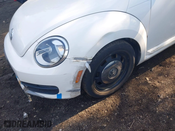 2012 Volkswagen Beetle 2.5L w/Sound/Nav PZEV with VIN 3VWJP7AT1CM619318, listed as a IAAI auction lot 42223291 with 85,989 mi miles and . Bid and sale history available at DreamBid. Image 6.