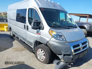 2018 Ram ProMaster Cargo z VIN 3C6TRVDG7JE148959, wystawiony jako IAAI lot #42306491 z przebiegiem 57 737 mil mil oraz . Historia ofert i sprzedaży dostępna na DreamBid. Obrazek 1.