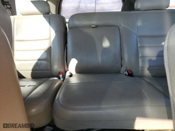 2002 Ford Excursion Limited with VIN 1FMSU43F92ED25400, listed as a Copart auction lot 45572105 with NaN miles and Salvage Title. Bid and sale history available at carsss.com. Image 10.