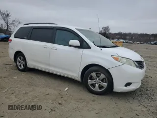 2011 Toyota Sienna LE AAS with VIN 5TDKK3DC9BS130285, listed as a Copart auction lot 49036595 with 0 mi miles and Salvage Title. Bid and sale history available at carsss.com. Image 4.