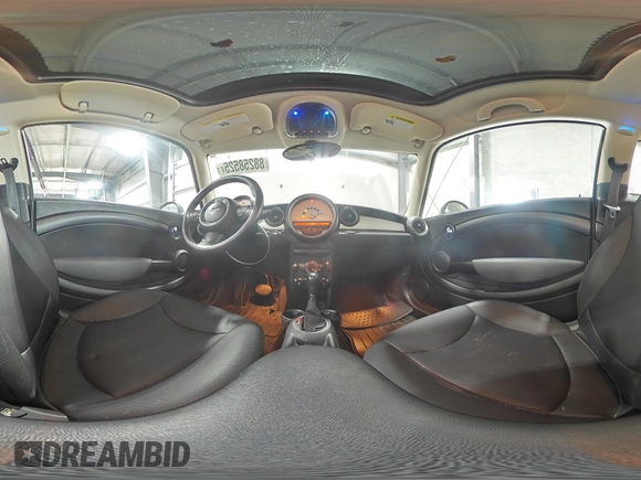 2012 MINI Hardtop with VIN WMWSU3C5XCT254532, listed as a Copart auction lot 88258525 with 139,376 mi miles and Non Repairable. Bid and sale history available at DreamBid. Image 13.