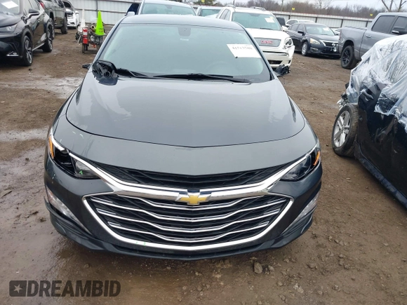 2019 Chevrolet Malibu LT with VIN 1G1ZD5ST4KF141307, listed as a IAAI auction lot 41513580 with 130,388 mi miles and . Bid and sale history available at DreamBid. Image 13.