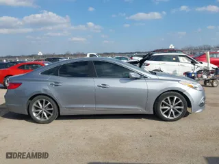 2016 Hyundai Azera with VIN KMHFG4JG6GA509647, listed as a IAAI auction lot 41528752 with 106,168 mi miles. Bid and sale history available at carsss.com. Image 13.