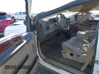 2002 Ford Super Duty F-250 XL with VIN 1FTNW21F42EC30455, listed as a IAAI auction lot 41439201 with 1 mi miles. Bid and sale history available at carsss.com. Image 5.