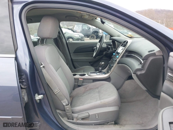 2013 Chevrolet Malibu LS with VIN 1G11B5SA2DF156330, listed as a IAAI auction lot 42039271 with 193,798 mi miles. Bid and sale history available at carsss.com. Image 5.