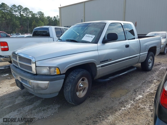 2001 Dodge Ram 1500 with VIN 1B7HC13Y91J522414, listed as a IAAI auction lot 41696596 with 255,837 mi miles. Bid and sale history available at carsss.com. Image 2.