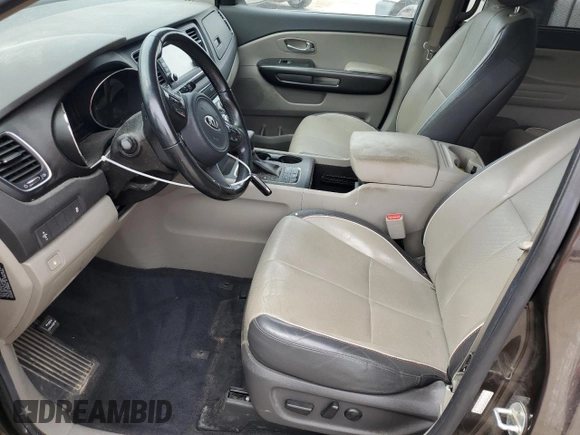 2017 Kia Sedona LX with VIN KNDMB5C16H6281288, listed as a Copart auction lot 72551224 with 110,411 mi miles and Clean Title. Bid and sale history available at DreamBid. Image 7.