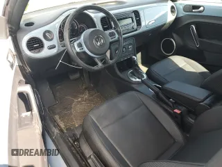 2014 Volkswagen Beetle 2.5L w/Sun with VIN 3VWJP7AT8EM633476, listed as a Copart auction lot 53447715 with 120,074 mi miles and Salvage Title. Bid and sale history available at DreamBid. Image 8.