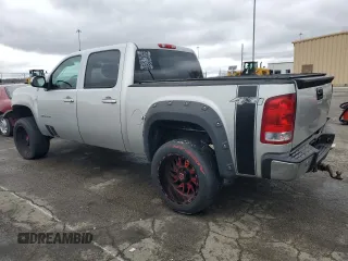 2010 GMC Sierra 1500 SLT z VIN 3GTRKWE31AG137534, wystawiony jako Copart lot #49826025 z przebiegiem 161 308 mil mil oraz Szkoda całkowita • Salvage title. Historia ofert i sprzedaży dostępna na DreamBid. Obrazek 2.
