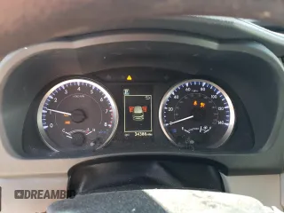2019 Toyota Highlander LE z VIN 5TDZZRFH5KS360833, wystawiony jako Copart lot #52338595 z przebiegiem 34 386 mil mil oraz Szkoda całkowita • Salvage title. Historia ofert i sprzedaży dostępna na DreamBid. Obrazek 9.