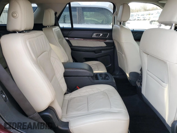 2019 Ford Explorer Platinum z VIN 1FM5K8HT2KGA21256, wystawiony jako Copart lot #45813805 z przebiegiem 84 165 mil mil oraz Nie do naprawy • Non repairable. Historia ofert i sprzedaży dostępna na DreamBid. Obrazek 11.
