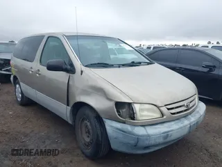 2001 Toyota Sienna CE with VIN 4T3ZF19C51U329489, listed as a IAAI auction lot 41535721 with 218,839 mi miles. Bid and sale history available at carsss.com. Image 6.