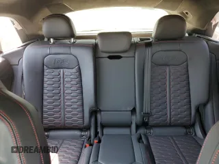 2021 Audi RS Q8 z VIN WU1ARBF16MD015352, wystawiony jako Copart lot #69443253 z przebiegiem 33 647 mil mil oraz . Historia ofert i sprzedaży dostępna na DreamBid. Obrazek 10.