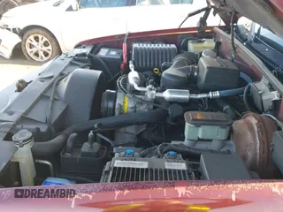 1998 GMC Sierra 1500 с VIN 2GTEK19R0W1515178, выставлен на аукционе IAAI как лот 41423331 с пробегом 250 910 миль миль и . История ставок и продаж доступна на DreamBid. Изображение 19.