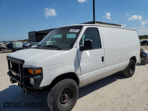 2008 Ford Econoline Cargo Commercial with VIN 1FTNE14W98DB42024, listed as a Copart auction lot 45402915 with 3,667,887 mi miles and Salvage Title. Bid and sale history available at carsss.com. Image 1.