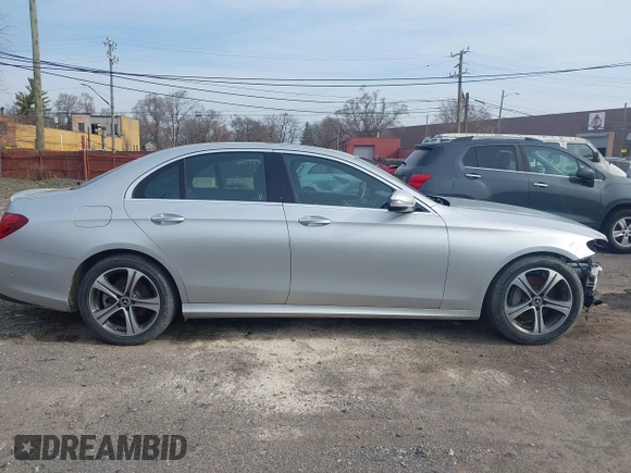 2017 Mercedes-Benz E 300 Luxury with VIN WDDZF4KB0HA091682, listed as a IAAI auction lot 41994966 with 37,238 mi miles and . Bid and sale history available at DreamBid. Image 13.