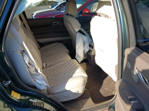 2021 Genesis GV80 with VIN KMUHCESC7MU072310, listed as a IAAI auction lot 41213884 with 18,480 mi miles and . Bid and sale history available at DreamBid. Image 8.
