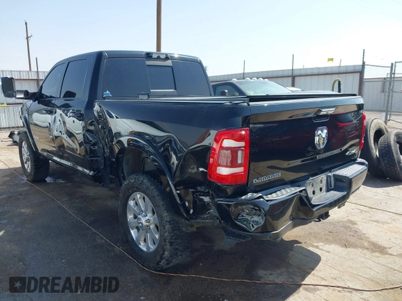 2022 Ram 2500 Laramie z VIN 3C6UR5FL6NG361636, wystawiony jako IAAI lot #42331483 z przebiegiem 58 812 mil mil oraz . Historia ofert i sprzedaży dostępna na DreamBid. Obrazek 3.