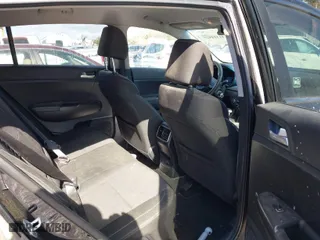 2018 Kia Sportage LX with VIN KNDPM3AC5J7380328, listed as a IAAI auction lot 41554927 with 197,778 mi miles. Bid and sale history available at carsss.com. Image 8.