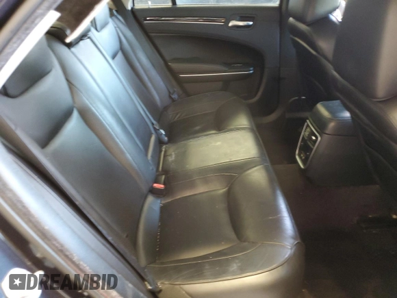 2019 Chrysler 300 Limited with VIN 2C3CCAEGXKH528082, listed as a Copart auction lot 54342925 with 154,783 mi miles and Clean Title. Bid and sale history available at DreamBid. Image 10.