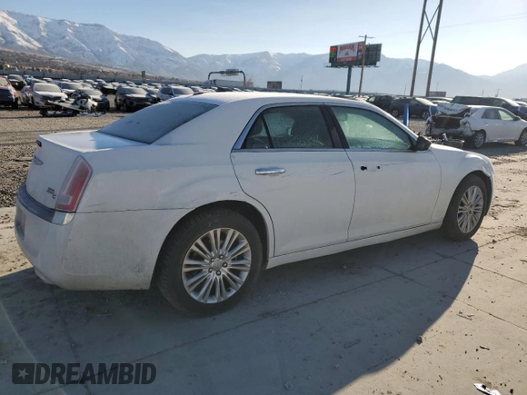 2014 Chrysler 300 C with VIN 2C3CCAKG6EH200991, listed as a Copart auction lot 42730885 with 82,128 mi miles and Salvage Title. Bid and sale history available at carsss.com. Image 3.