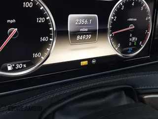 2014 Mercedes-Benz S 550 z VIN WDDUG8CB1EA013470, wystawiony jako IAAI lot #42323724 z przebiegiem 84 939 mil mil oraz . Historia ofert i sprzedaży dostępna na DreamBid. Obrazek 16.