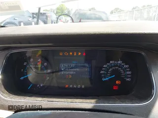 2014 Ford Taurus SE с VIN 1FAHP2D87EG136267, выставлен на аукционе IAAI как лот 42224665 с пробегом 201 540 миль миль и . История ставок и продаж доступна на DreamBid. Изображение 7.