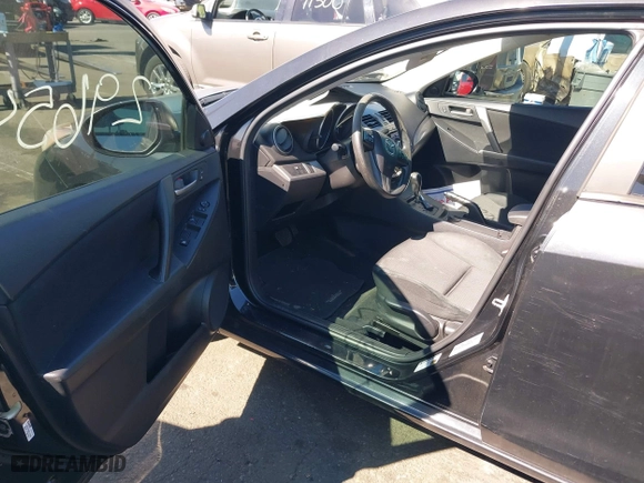 2012 Mazda Mazda3 i Touring with VIN JM1BL1VG5C1506157, listed as a IAAI auction lot 41629654 with 144,475 mi miles. Bid and sale history available at carsss.com. Image 5.