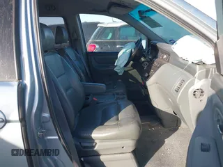 2003 Honda Odyssey EX-L with VIN 5FNRL18983B071606, listed as a IAAI auction lot 41783246 with 271,028 mi miles and . Bid and sale history available at DreamBid. Image 5.