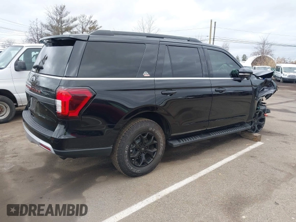 2024 Ford Expedition Timberline with VIN 1FMJU1RGXREA55808, listed as a IAAI auction lot 41737393 with 623 mi miles and . Bid and sale history available at DreamBid. Image 4.