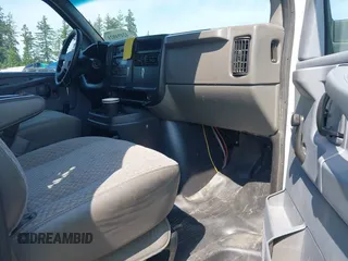 2005 Chevrolet Express Cargo with VIN 1GCGG25V651130764, listed as a IAAI auction lot 42494021 with 203,357 mi miles and . Bid and sale history available at DreamBid. Image 5.