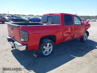 2007 Chevrolet Silverado 1500 LTZ with VIN 2GCFK13Y671561457, listed as a IAAI auction lot 40829294 with 168,186 mi miles. Bid and sale history available at carsss.com. Image 4.