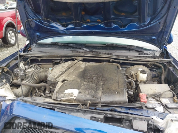 2015 Toyota Tacoma with VIN 3TMLU4EN1FM186747, listed as a IAAI auction lot 42493658 with 104,100 mi miles and . Bid and sale history available at DreamBid. Image 10.
