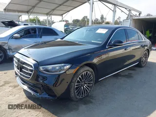 2022 Mercedes-Benz S 580 with VIN W1K6G7GB1NA121987, listed as a IAAI auction lot 42174949 with 90,708 mi miles and . Bid and sale history available at carsss.com. Image 2.