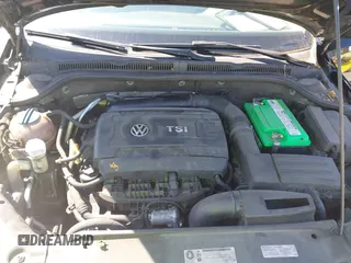 2014 Volkswagen Jetta SE with VIN 3VWD17AJ9EM372677, listed as a IAAI auction lot 42406449 with 266,331 mi miles and . Bid and sale history available at DreamBid. Image 10.