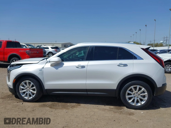2020 Cadillac XT4 FWD Luxury with VIN 1GYAZAR40LF139918, listed as a IAAI auction lot 41829009 with 42,742 mi miles. Bid and sale history available at carsss.com. Image 14.