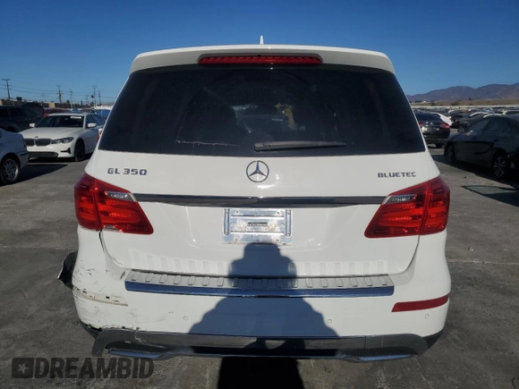 2015 Mercedes-Benz GL-Class GL 350 BlueTEC with VIN 4JGDF2EE8FA530005, listed as a Copart auction lot 89188595 with 153,023 mi miles and Salvage Title. Bid and sale history available at carsss.com. Image 6.