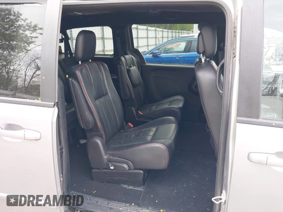 2016 Dodge Grand Caravan R/T with VIN 2C4RDGEG6GR274488, listed as a IAAI auction lot 42186797 with 209,861 mi miles and . Bid and sale history available at DreamBid. Image 8.