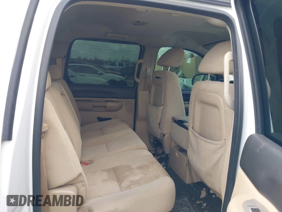 2009 Chevrolet Silverado 1500 LT with VIN 3GCEC23J49G131129, listed as a IAAI auction lot 41778537 with 209,262 mi miles. Bid and sale history available at carsss.com. Image 8.