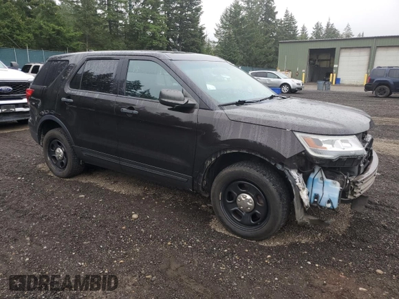 2016 Ford Police Interceptor Utility z VIN 1FM5K8AR3GGC26610, wystawiony jako Copart lot #72047714 z przebiegiem 67 551 mil mil oraz Nie do naprawy • Non repairable. Historia ofert i sprzedaży dostępna na DreamBid. Obrazek 4.