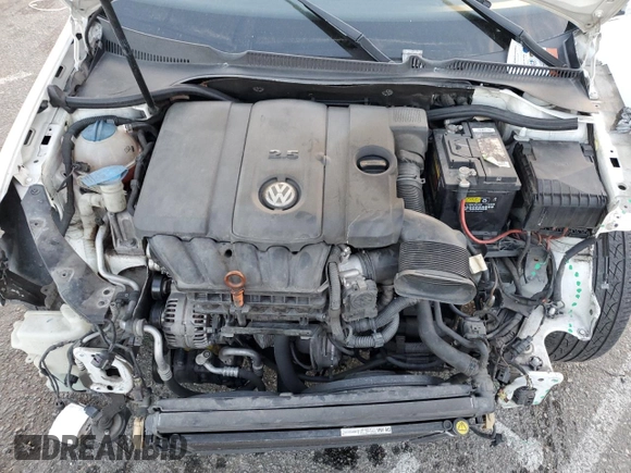 2010 Volkswagen Golf с VIN WVWDB7AJ4AW333358, выставлен на аукционе Copart как лот 82604394 с пробегом 126 945 миль миль и Списание • Salvage title. История ставок и продаж доступна на DreamBid. Изображение 12.
