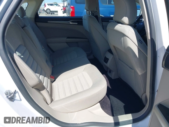 2017 Ford Fusion SE с VIN 3FA6P0HD2HR313811, выставлен на аукционе IAAI как лот 42460885 с пробегом 170 591 миль миль и . История ставок и продаж доступна на DreamBid. Изображение 8.