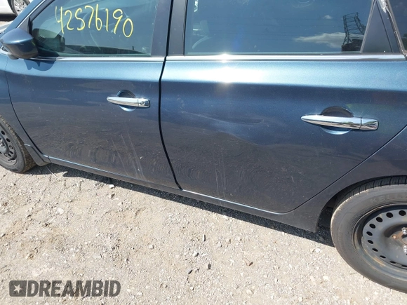 2014 Nissan Sentra SV with VIN 1N4AB7APXEN854352, listed as a IAAI auction lot 42576190 with 184,837 mi miles and . Bid and sale history available at DreamBid. Image 6.