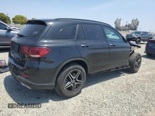 2020 Mercedes-Benz GLC 300 with VIN WDC0G8DB7LF741618, listed as a Copart auction lot 60753135 with 59,720 mi miles and Salvage title. Bid and sale history available at DreamBid. Image 3.