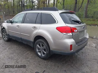2014 Subaru Outback Premium с VIN 4S4BRBCC2E3264564, выставлен на аукционе IAAI как лот 42193356 с пробегом 121 460 миль миль и . История ставок и продаж доступна на DreamBid. Изображение 3.