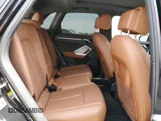 2022 Audi Q3 S line Premium z VIN WA1DECF31N1018850, wystawiony jako Copart lot #52559035 z przebiegiem 44 466 mil mil oraz Szkoda całkowita • Salvage title. Historia ofert i sprzedaży dostępna na DreamBid. Obrazek 11.