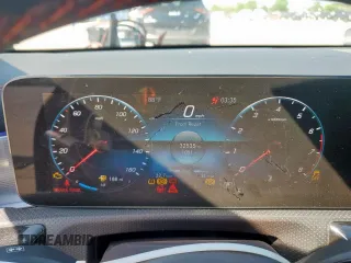 2022 Mercedes-Benz CLA 250 z VIN W1K5J4GB2NN314041, wystawiony jako Copart lot #52886425 z przebiegiem 32 535 mil mil oraz Szkoda całkowita • Salvage title. Historia ofert i sprzedaży dostępna na DreamBid. Obrazek 9.